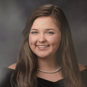 Meet your Posher, Abigail